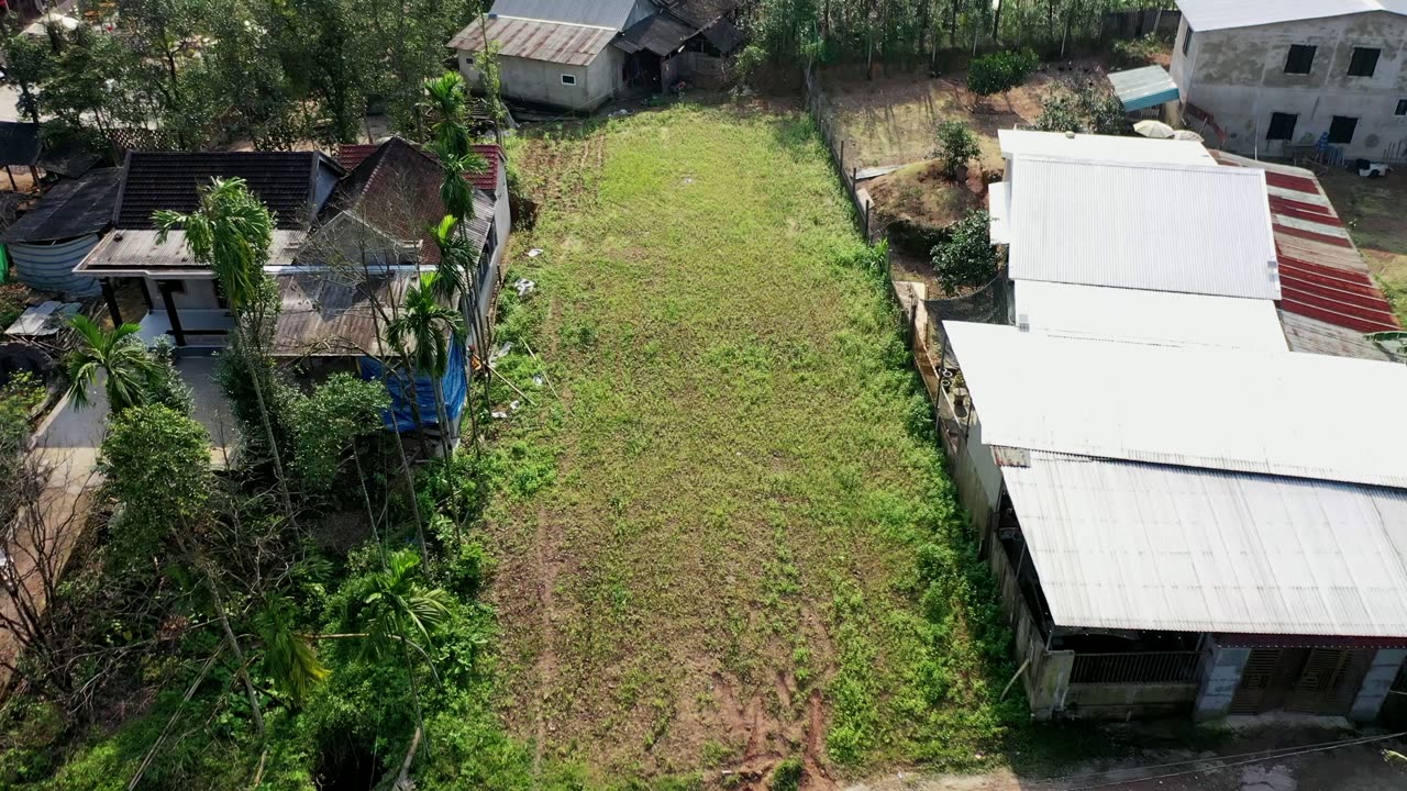 Toàn cảnh lô đất
